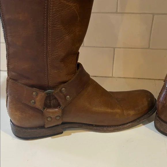 Frye Brown Heeled Boots - Picture 4 of 12